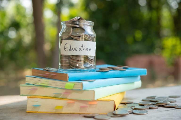 School and Fall Expenses After Divorce School and Fall Expenses After Divorce
